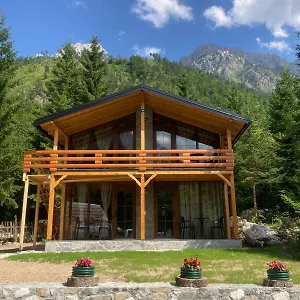Bujtina Arturi Gasthof